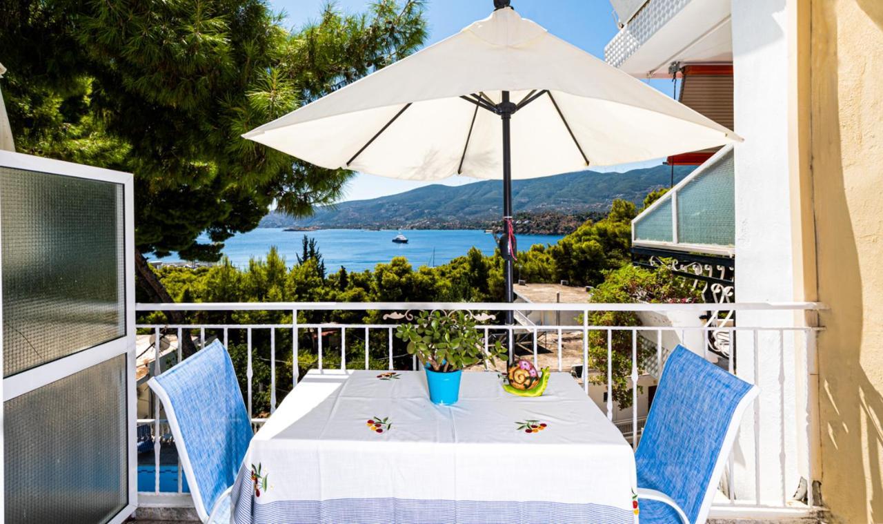 Lions Apartments Poros Town Exterior foto