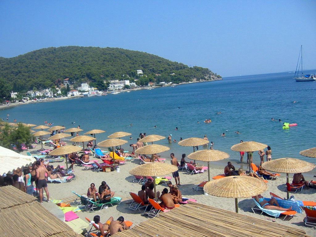 Lions Apartments Poros Town Exterior foto